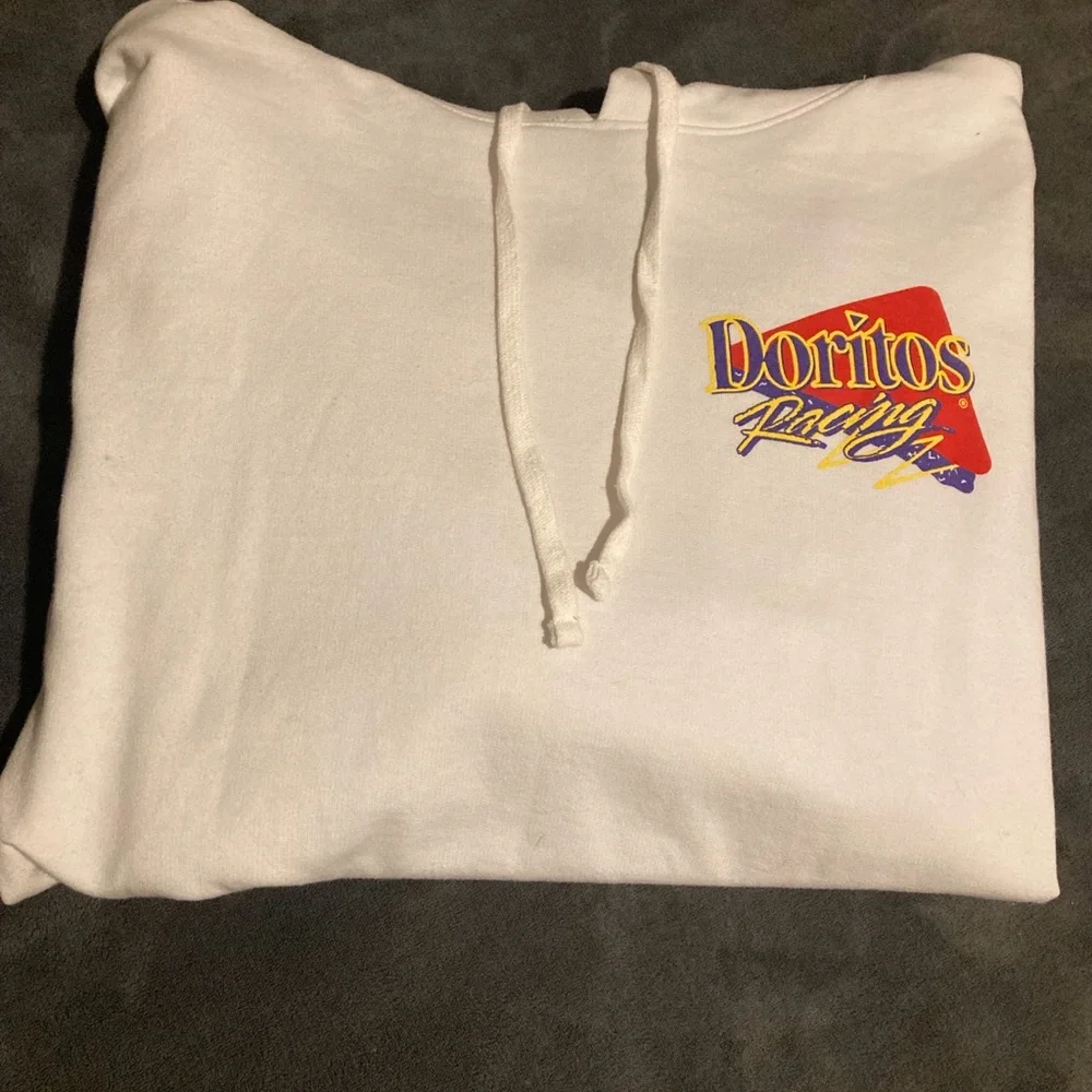 Doritos Hoodie. Size M NWT. - Picture 3 of 5